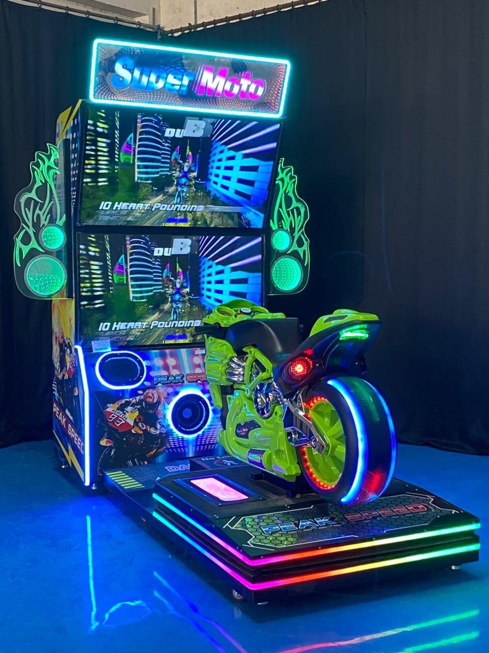 Super Moto – Dual screen 42″ with simulator 1PL